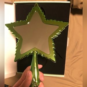 🌻NWT Jeffree Star 💫 Hand Held Leaf Mirror